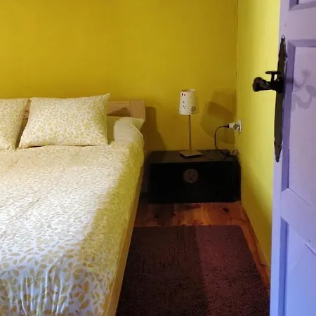 La Casa Amarilla Hébergement de vacances *