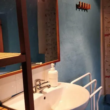 La Casa Amarilla *
