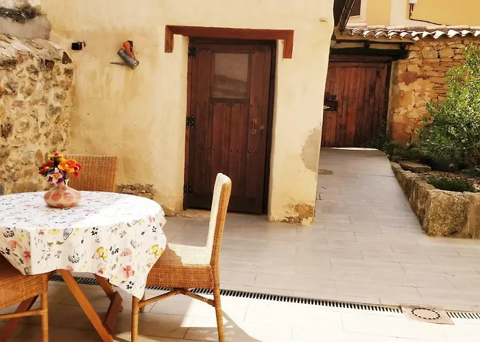 펜션 La Casa Amarilla Olleros de Pisuerga