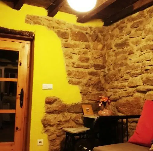 펜션 La Casa Amarilla Olleros de Pisuerga