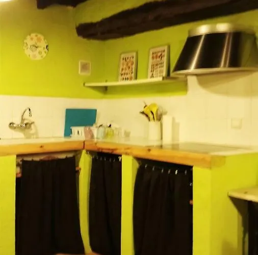 펜션 La Casa Amarilla Olleros de Pisuerga